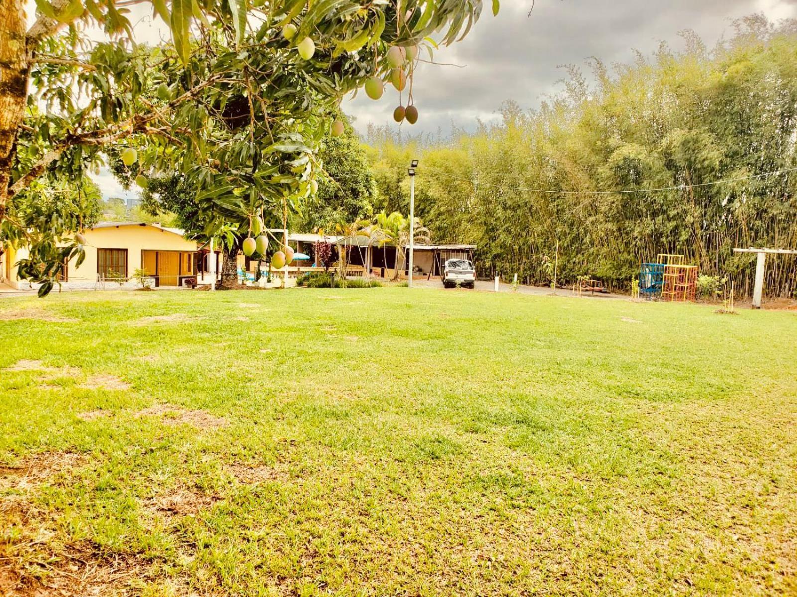 Villa Chacara Charmosa Com Piscina, Campo De Futebol Guaratinguetá Exterior foto