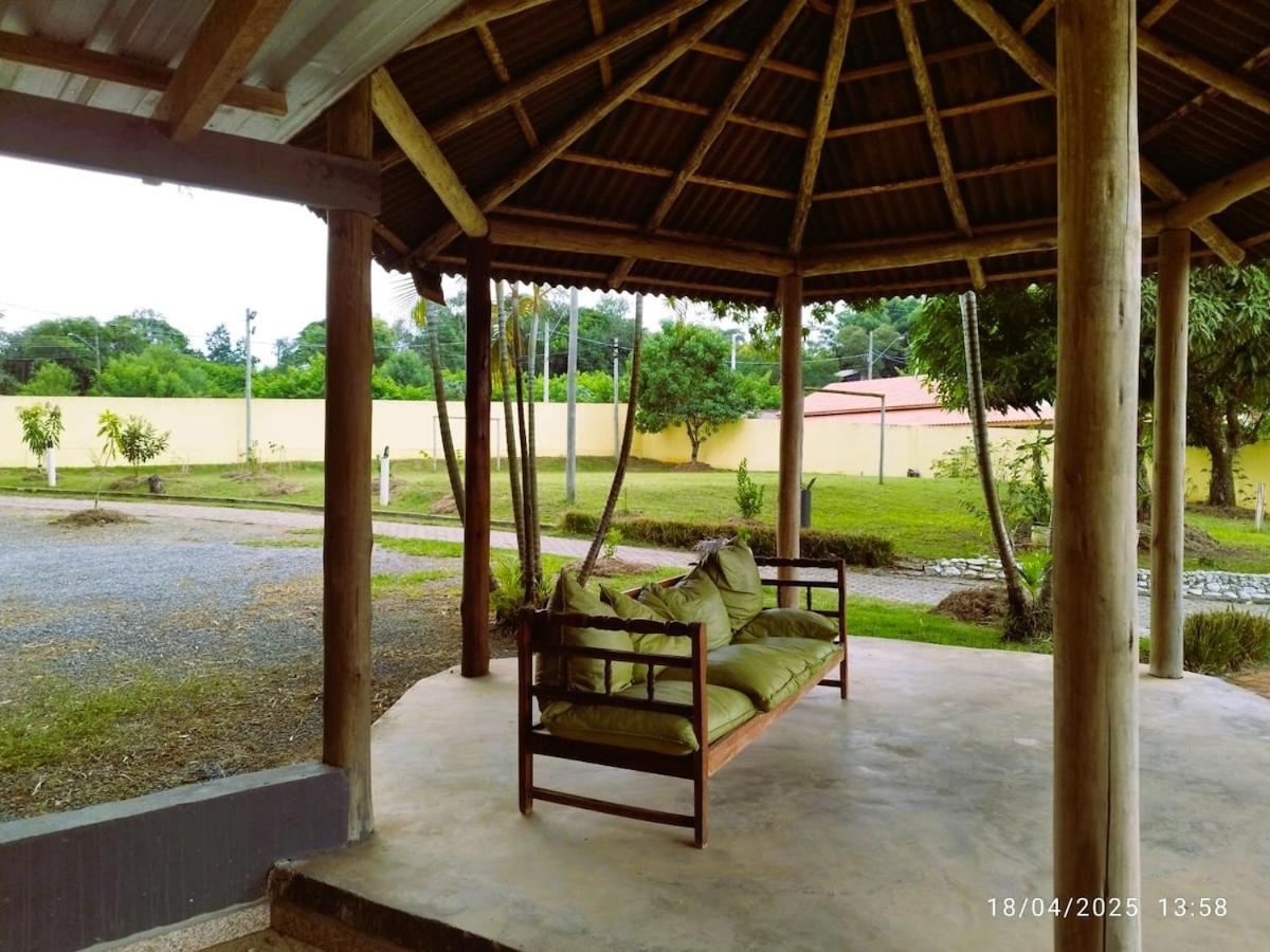 Villa Chacara Charmosa Com Piscina, Campo De Futebol Guaratinguetá Exterior foto